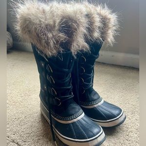 SOREL Joan of Arctic Boots 7.5
